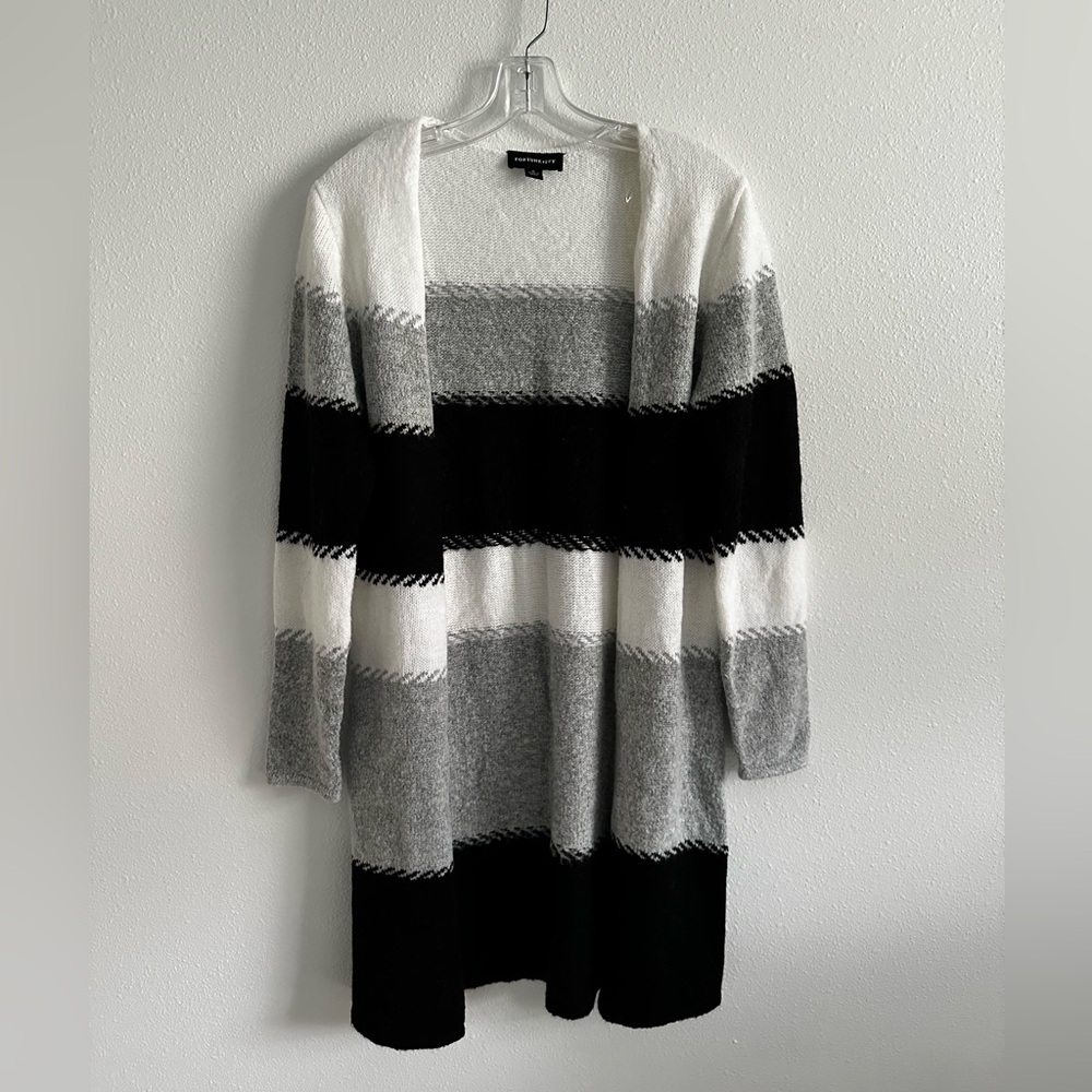 Fortune+Ivy Women's Colorblock Cardigan - Black, Gray, White